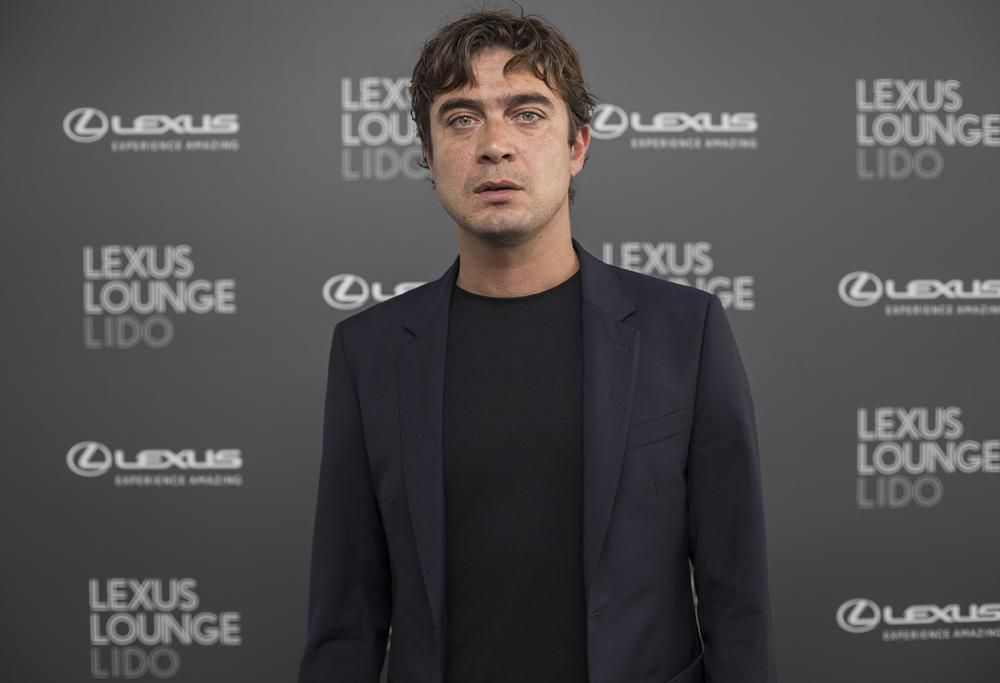 Riccardo Scamarcio, Luca Ward, Bruce Weber: tutte le stelle della Mostra del Cinema alla Lexus Lounge Lido