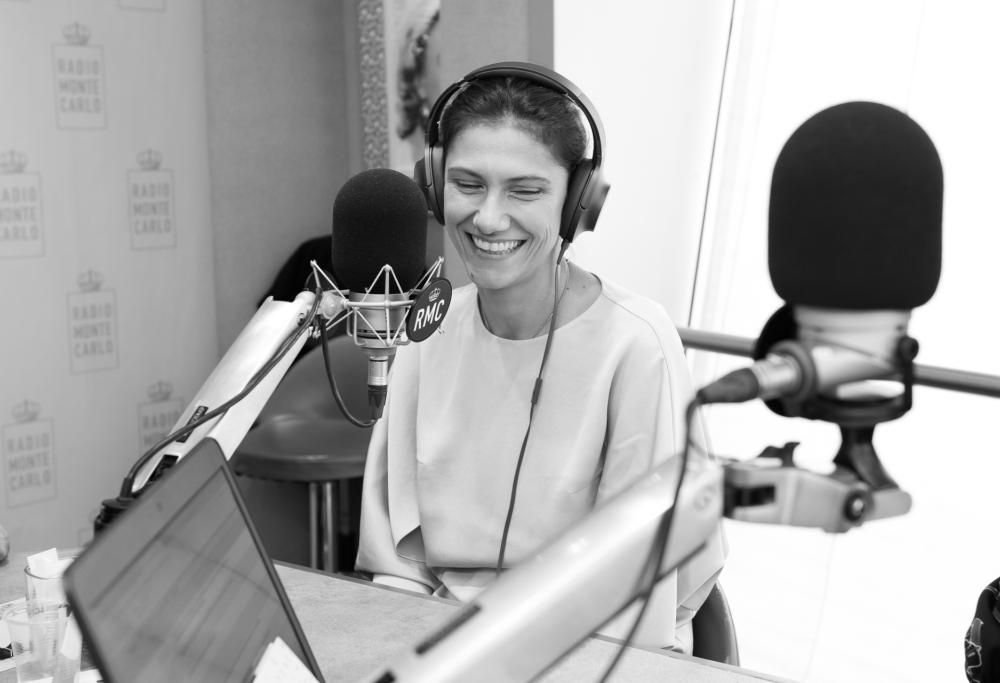 Elisa: le foto più belle negli studi di Radio Monte Carlo
