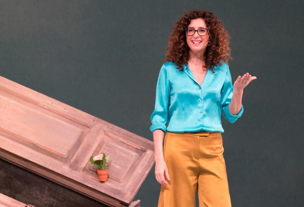 Teresa Mannino: Sento la terra girare