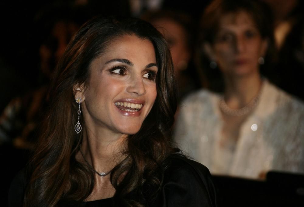 Rania di Giordania: il post romantico che celebra l’amore per il marito