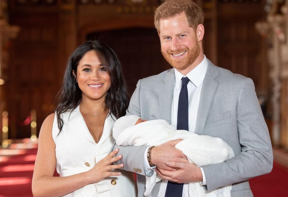 Baby Archie: sabato il battesimo. E scatta il toto-padrini