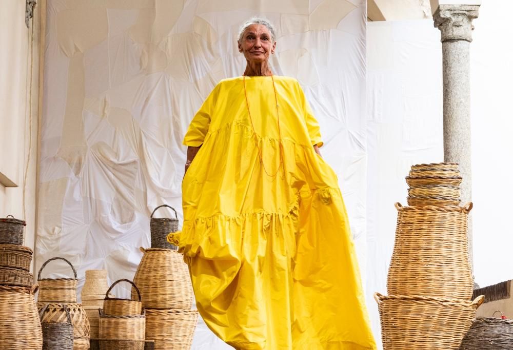 La bellezza non ha età: alle sfilate trionfano le over 50