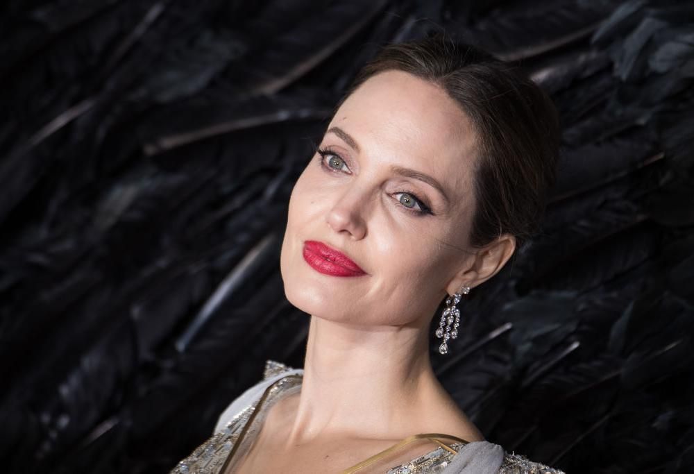 Angelina Jolie sbarca su Instagram… ma per una buona causa