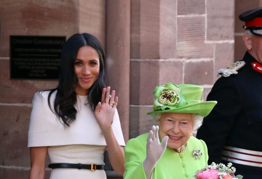 La Regina Elisabetta fa un bellissimo regalo a sorpresa a Meghan