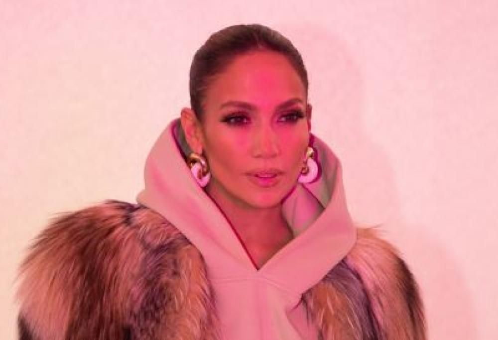 Jennifer Lopez e Angelina Jolie: i loro soccorsi per Los Angeles che brucia