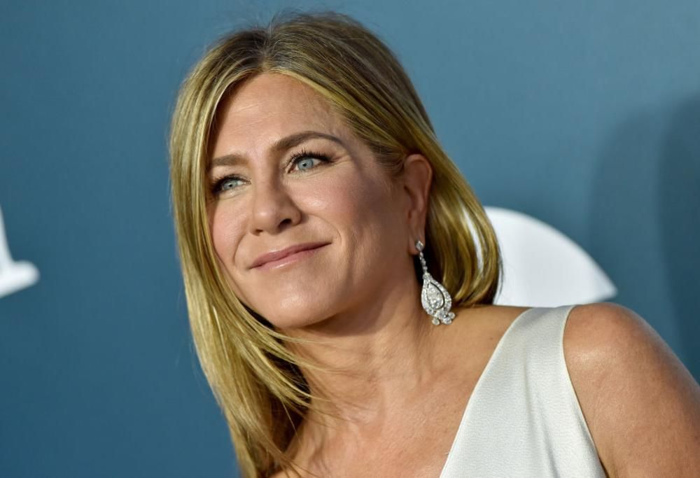 Jennifer Aniston rende ufficiale la sua storia d’amore