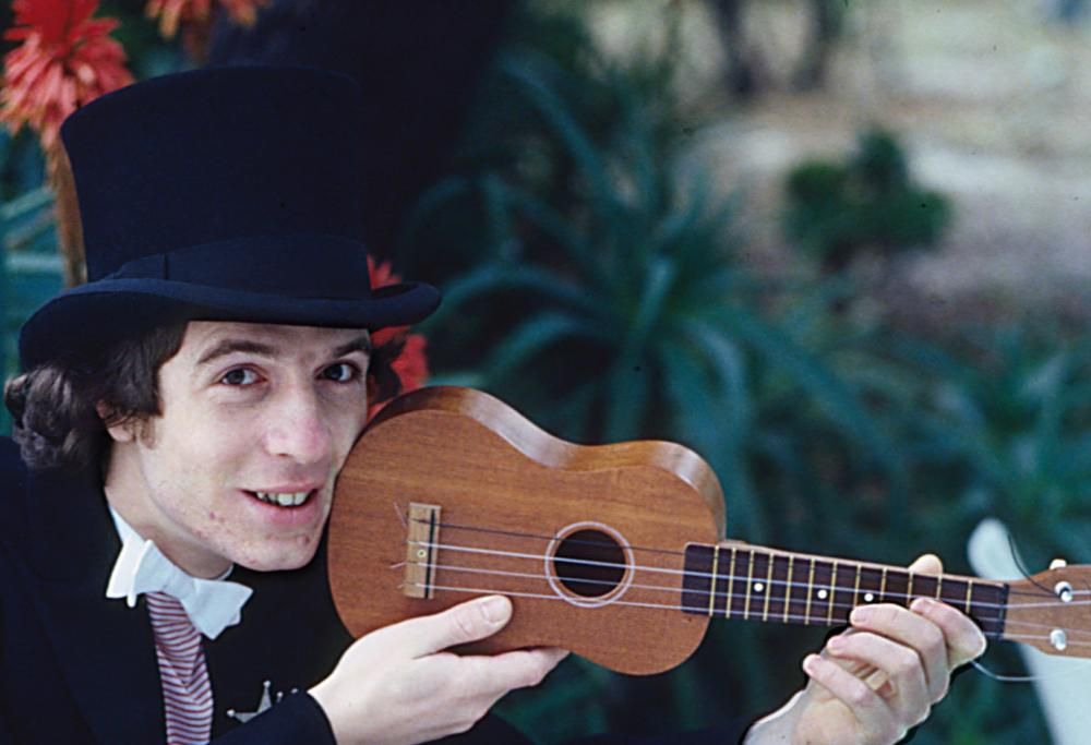 Rino Gaetano:  arriva la riedizione dell’album “E io ci sto” e un ‘opera video. Guardala qui