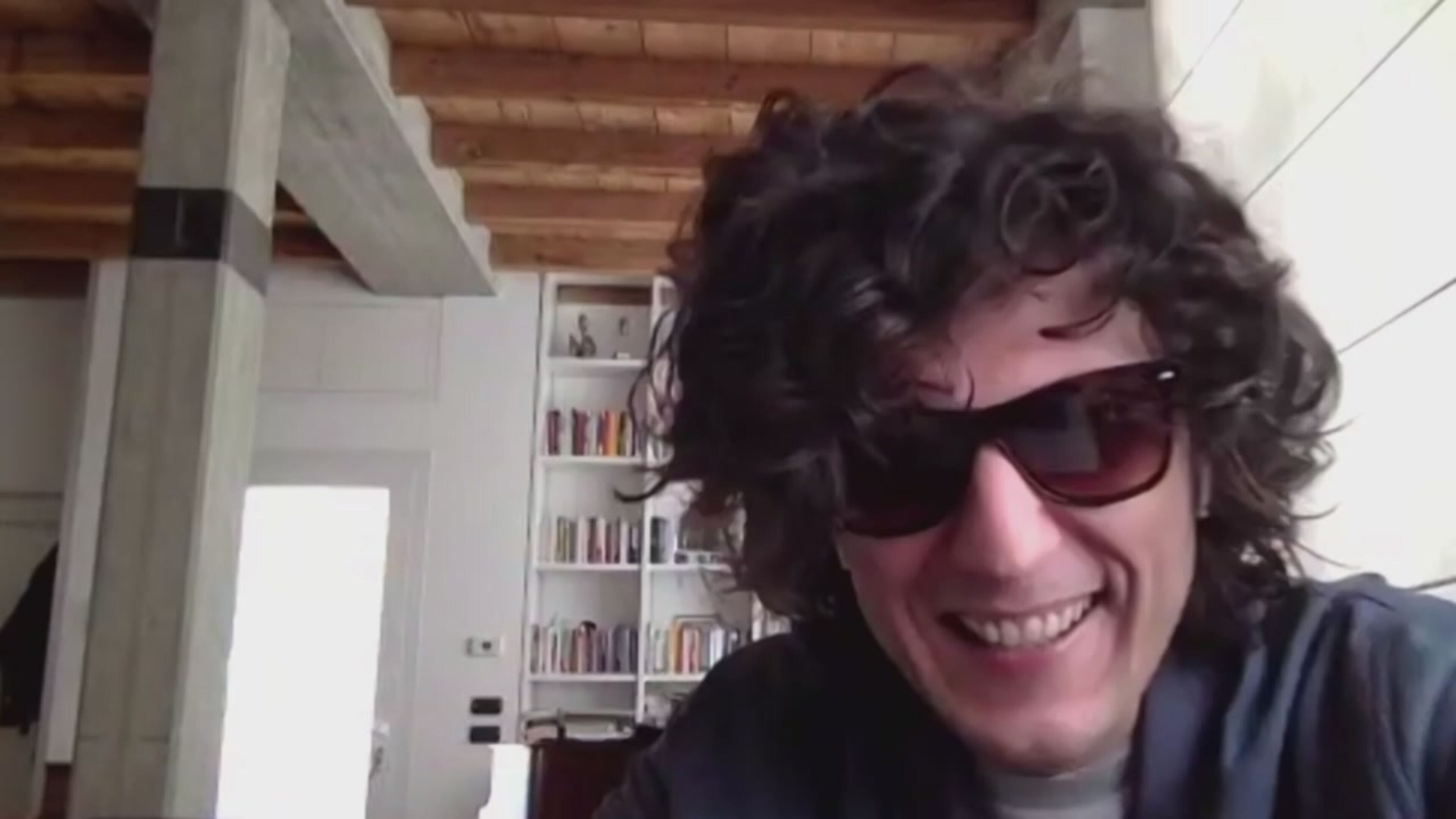 Ermal Meta: quell’emozione di ascoltarmi alla radio